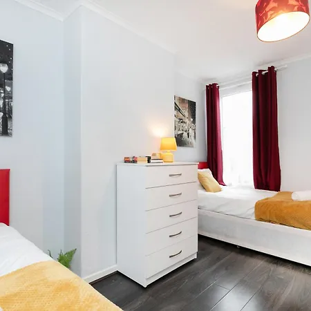 Unique 2Br House - Free Parking And Stunning Living Room Nottingham Exterior photo